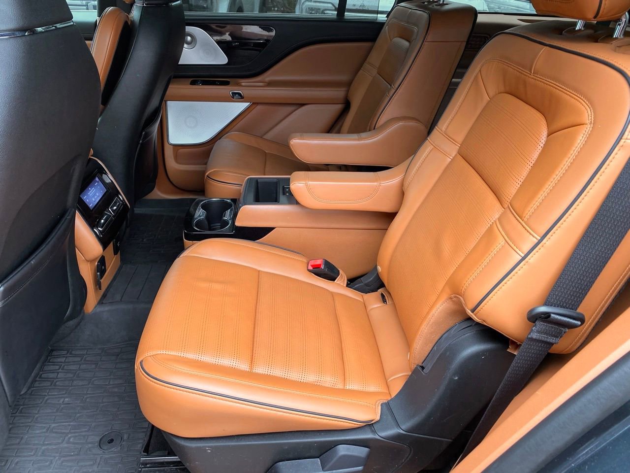 Used 2024 Lincoln Aviator Black Label w/ Dynamic Handling Package image 14