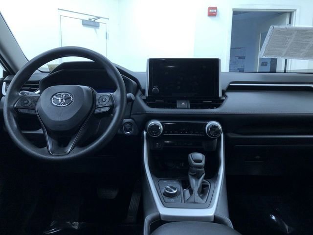 Certified 2025 Toyota RAV4 XLE image 17