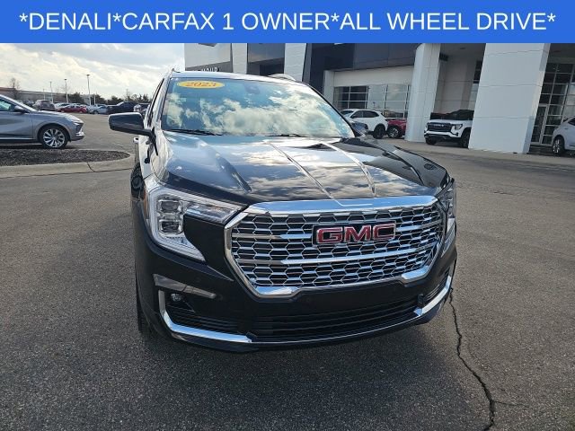 Used 2023 GMC Terrain Denali image 5