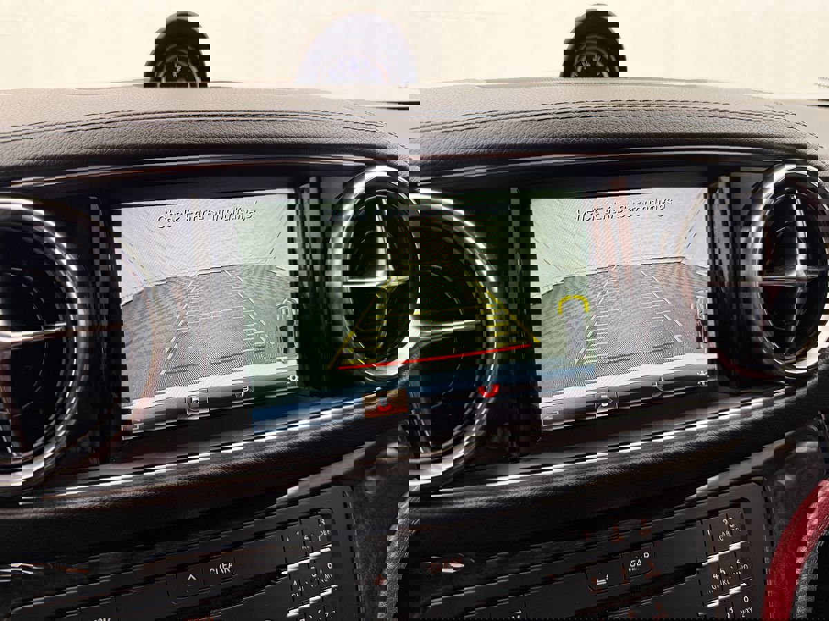 Used 2017 Mercedes-Benz SL 550 image 24