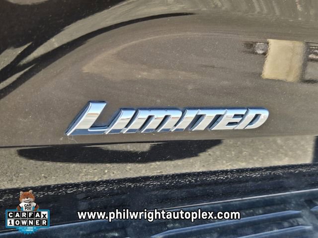 Used 2023 Toyota Sequoia Limited w/ Tow Technology Package RWD image 17