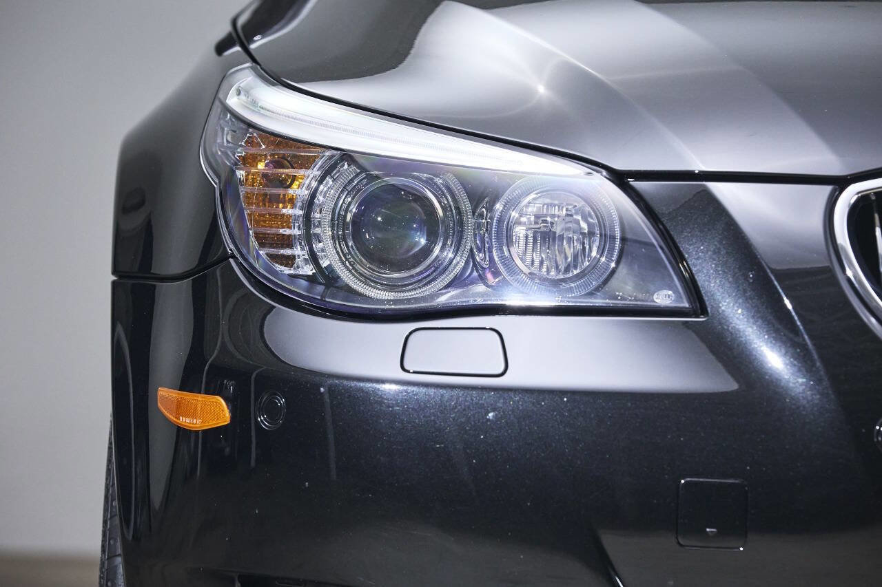 Used 2008 BMW M5 image 16