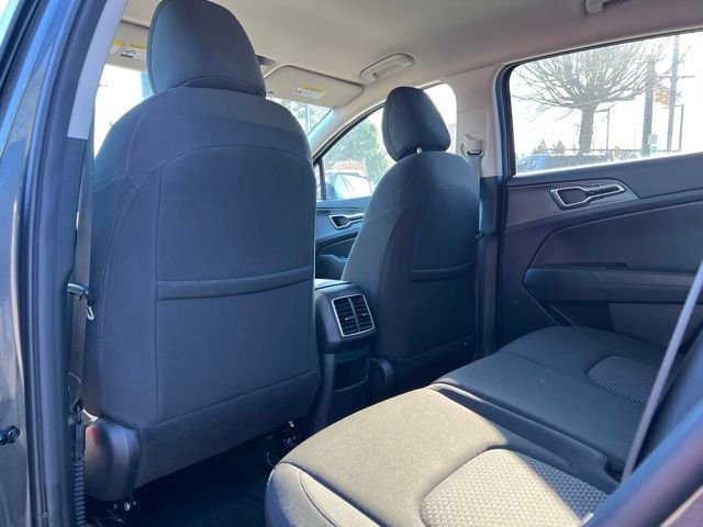 Certified 2024 Kia Sportage LX image 11