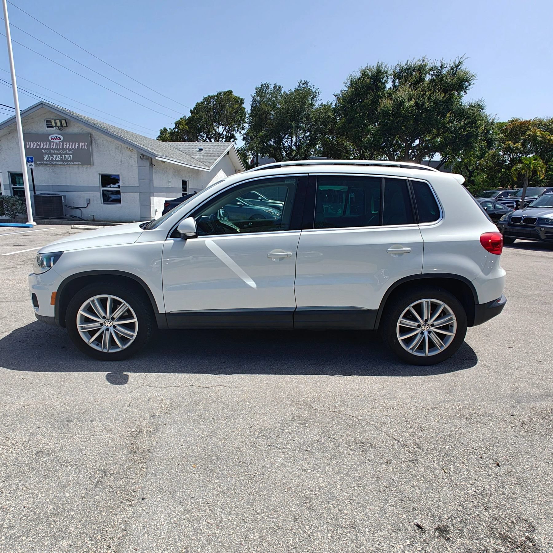 Used 2015 Volkswagen Tiguan SE FWD image 34