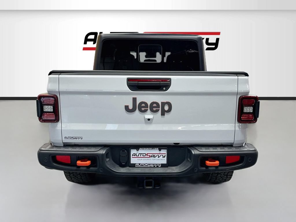 Used 2024 Jeep Gladiator Mojave w/ Technology Group AWD/4WD image 6