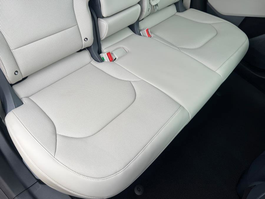 Used 2024 Kia EV6 Wind image 43