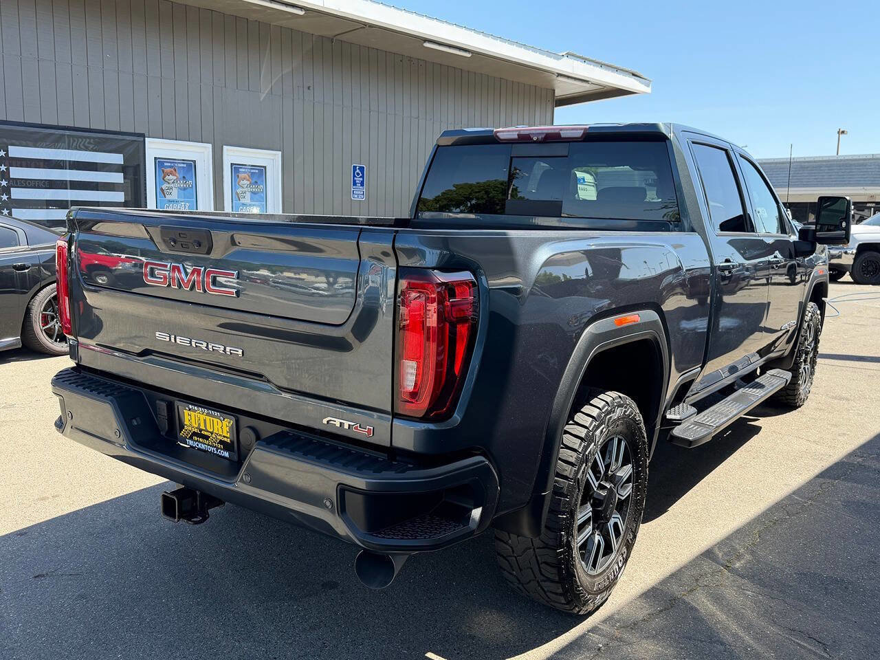 Used 2020 GMC Sierra 3500 AT4 w/ AT4 Premium Package image 6