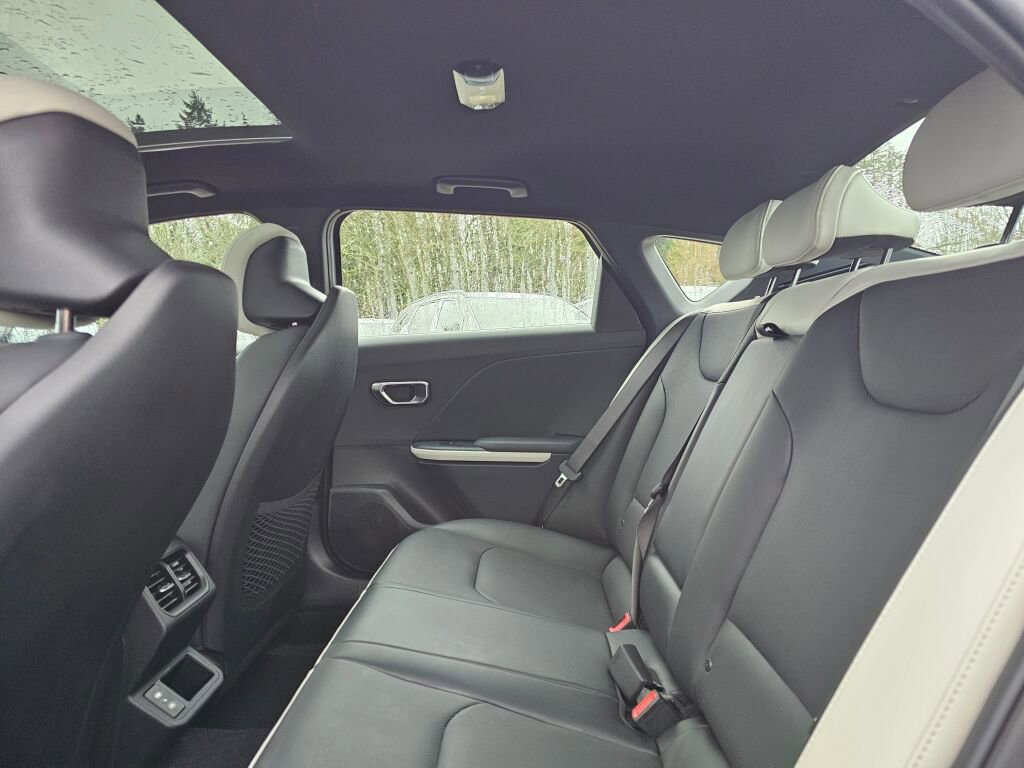 New 2025 Kia K4 GT-Line Turbo image 24