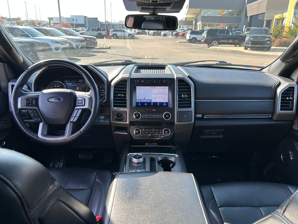 Used 2021 Ford Expedition XLT image 9
