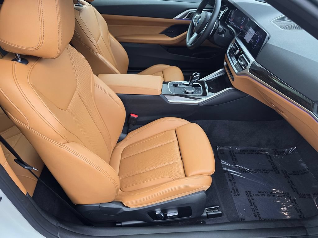 Used 2023 BMW 430i Coupe w/ M Sport Package RWD image 26