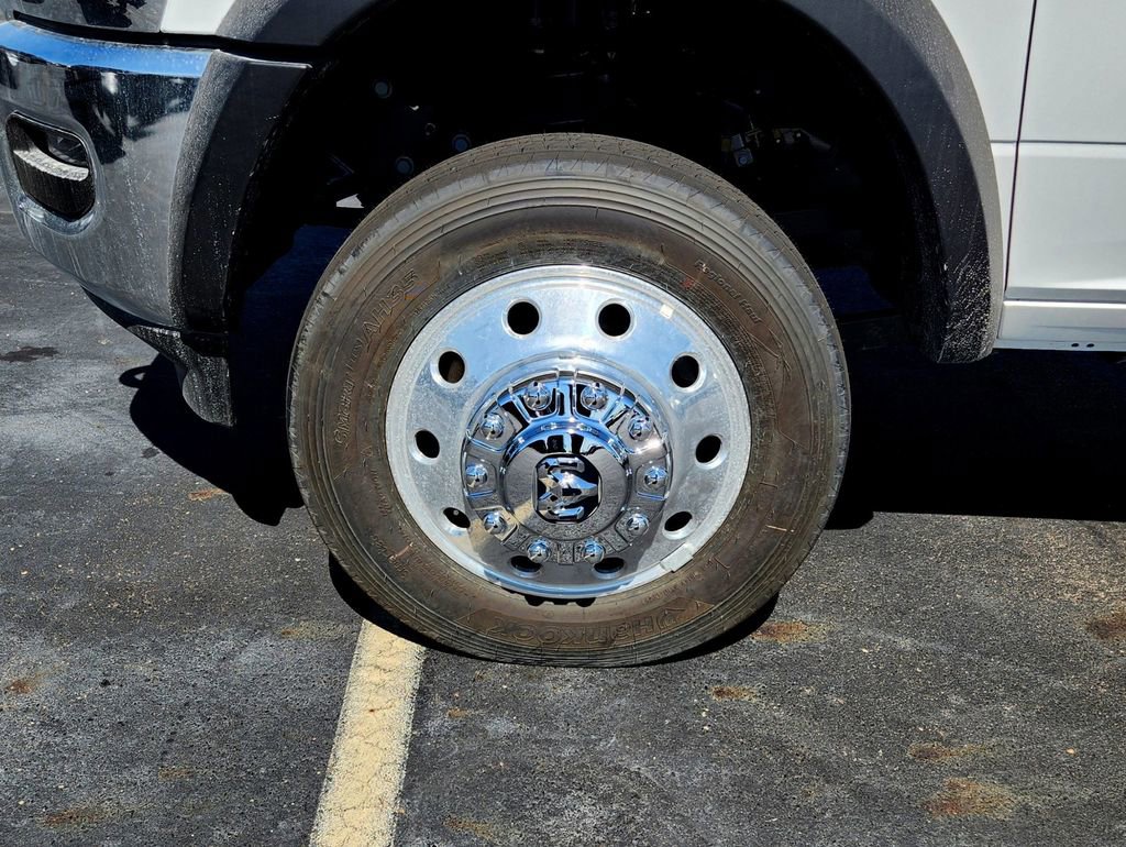 New 2026 RAM 5500 Tradesman image 12
