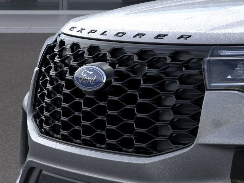 New 2025 Ford Explorer ST-Line w/ Premium Package AWD/4WD image 17