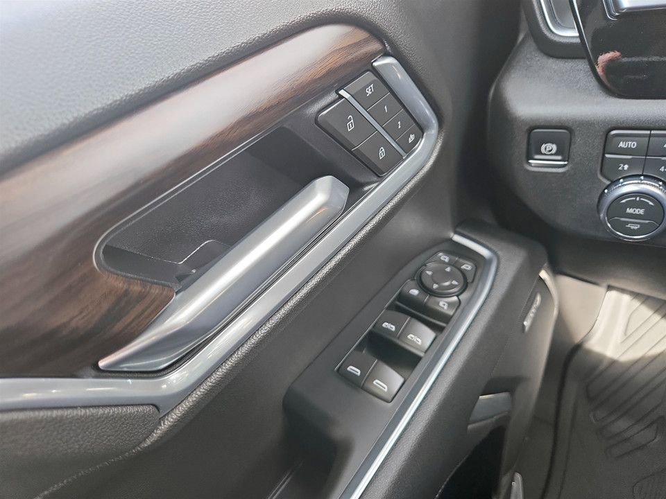 New 2026 GMC Sierra 1500 SLT w/ SLT Premium Package AWD/4WD image 21