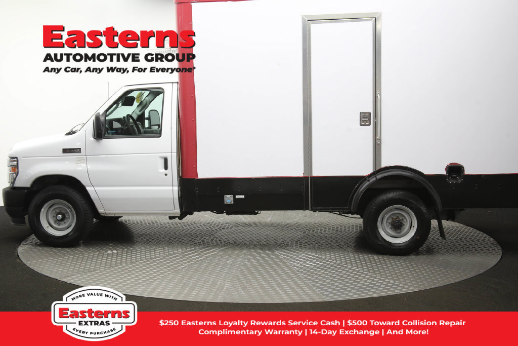 Used 2023 Ford E-350 and Econoline 350 Super Duty w/ Power Windows & Locks Group RWD image 60