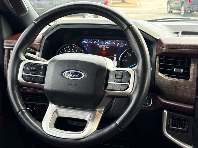 Used 2024 Ford Expedition Limited image 14