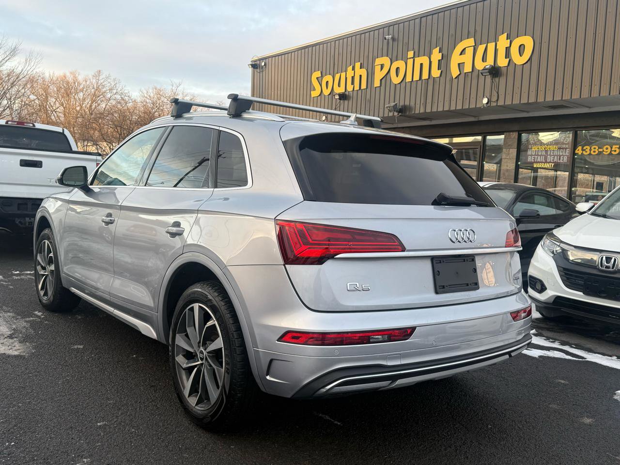 Used 2021 Audi Q5 2.0T Premium w/ Convenience Package image 8