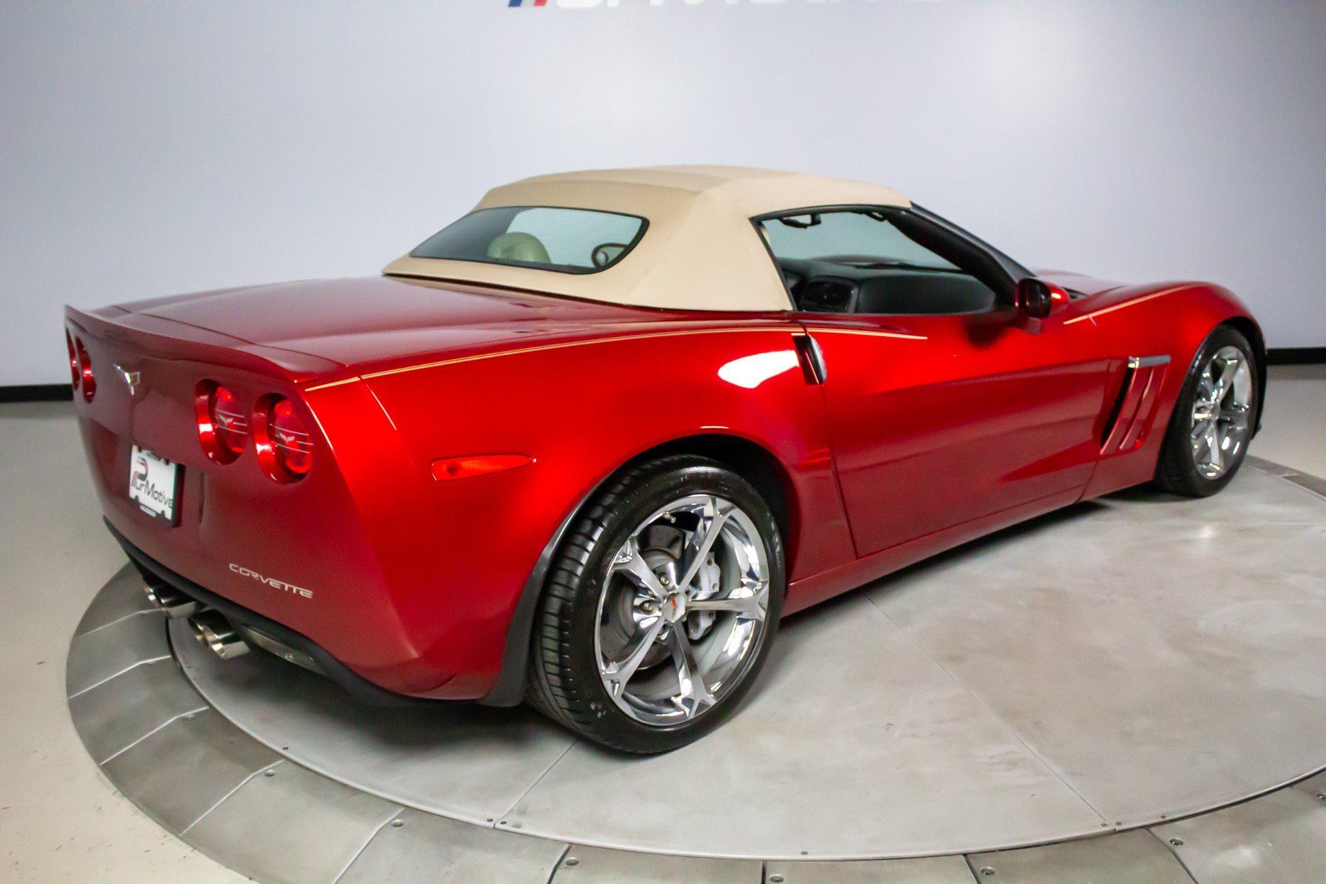 Used 2010 Chevrolet Corvette Grand Sport w/ Preferred Equipment Group RWD image 12