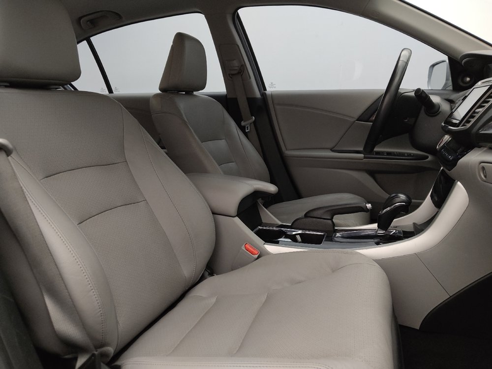 Used 2017 Honda Accord EX-L image 21