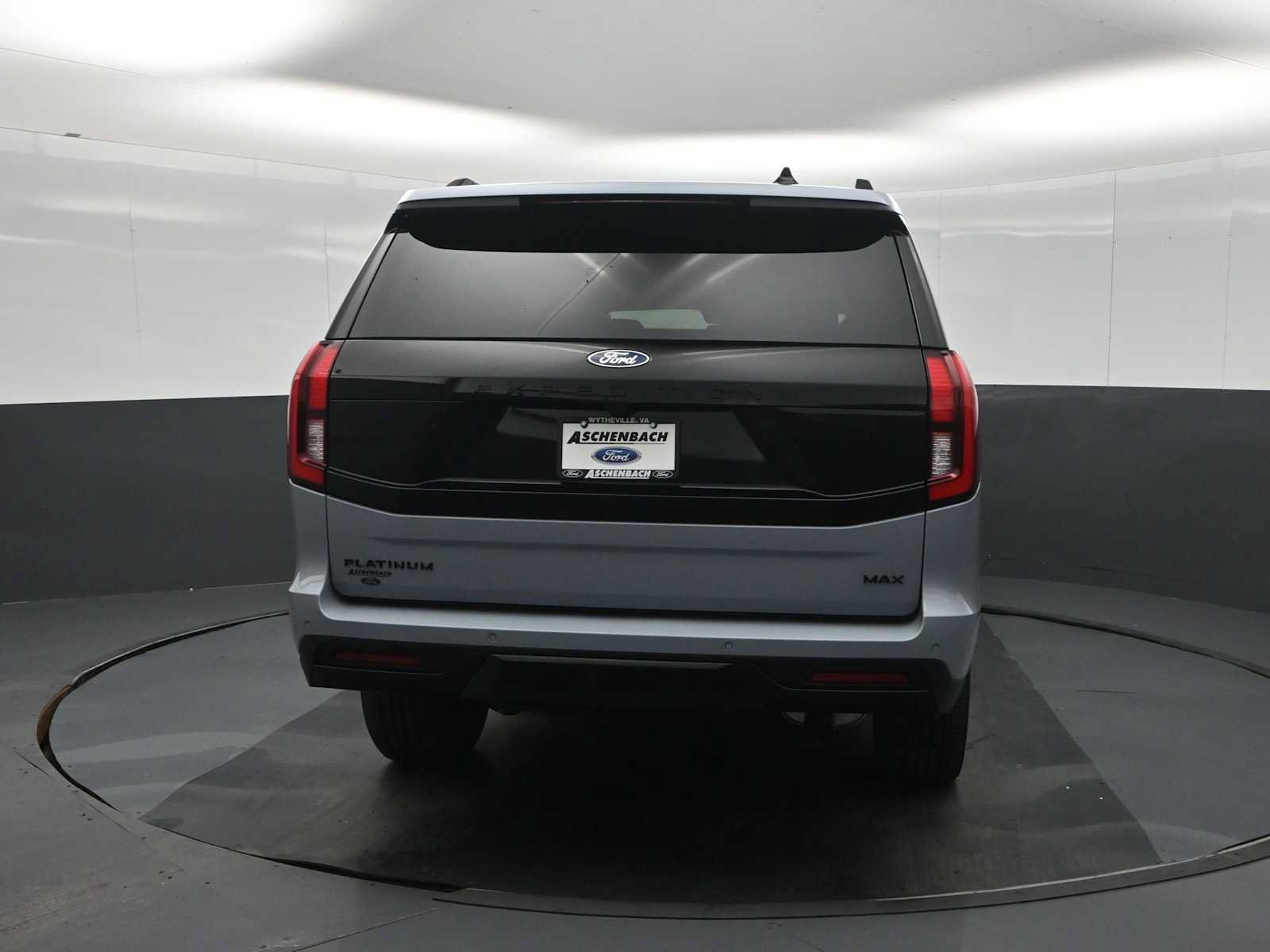 New 2027 Ford Expedition Max Platinum w/ Stealth Performance Package AWD/4WD image 8