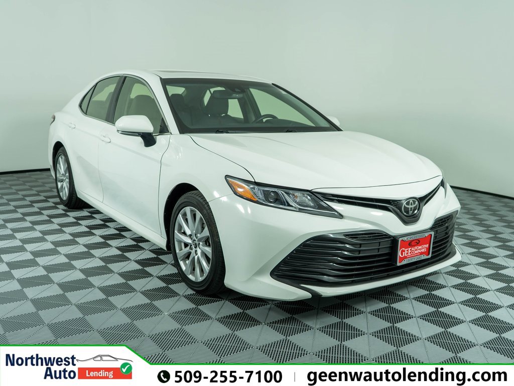 Used 2018 Toyota Camry LE w/ Moonroof Package image 1