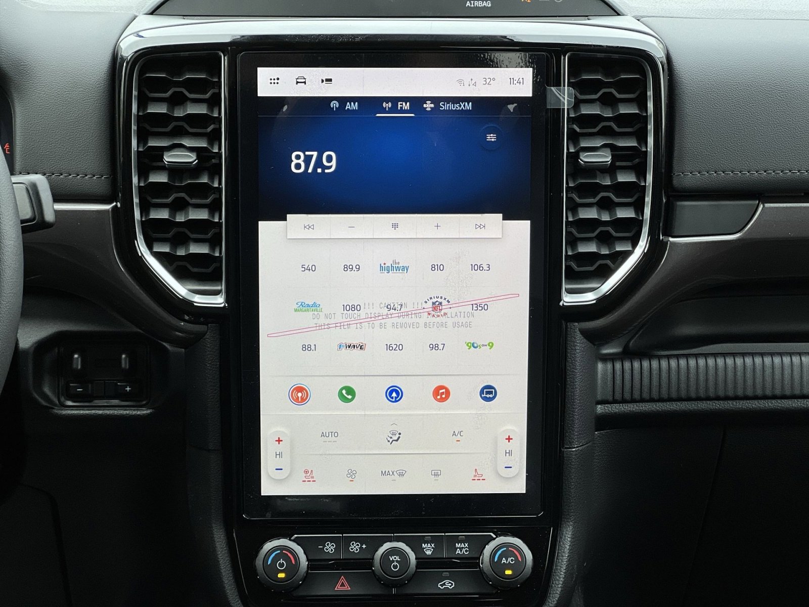 New 2025 Ford Ranger Lariat w/ FX4 Off-Road Package image 18