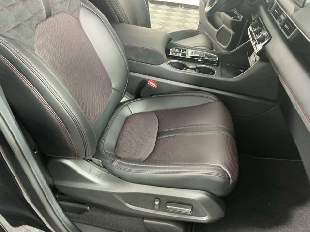 Certified 2026 Honda Pilot Black Edition image 14