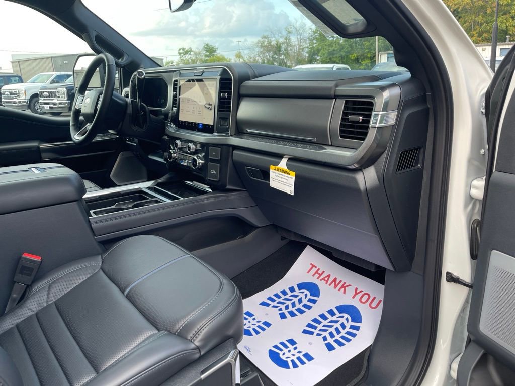 New 2025 Ford F350 Platinum w/ FX4 Off-Road Package image 37