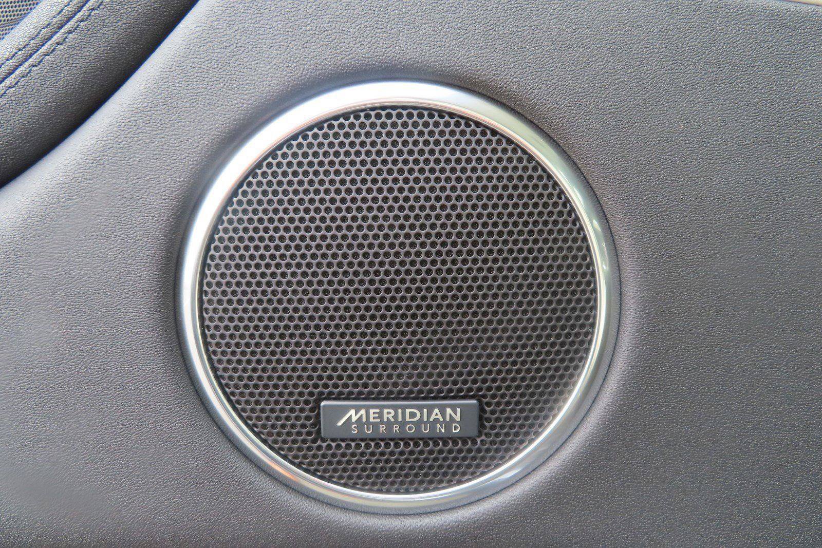 Used 2023 Land Rover Discovery Sport SE AWD/4WD image 38