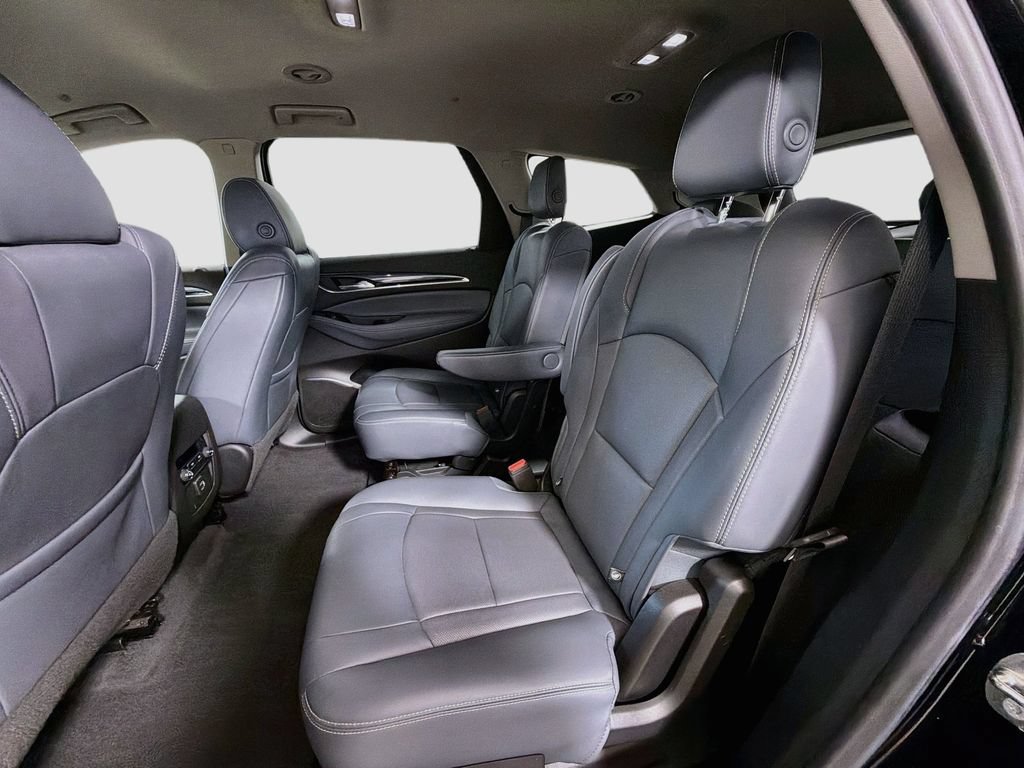 Used 2018 Buick Enclave Essence w/ Trailering Package FWD image 24