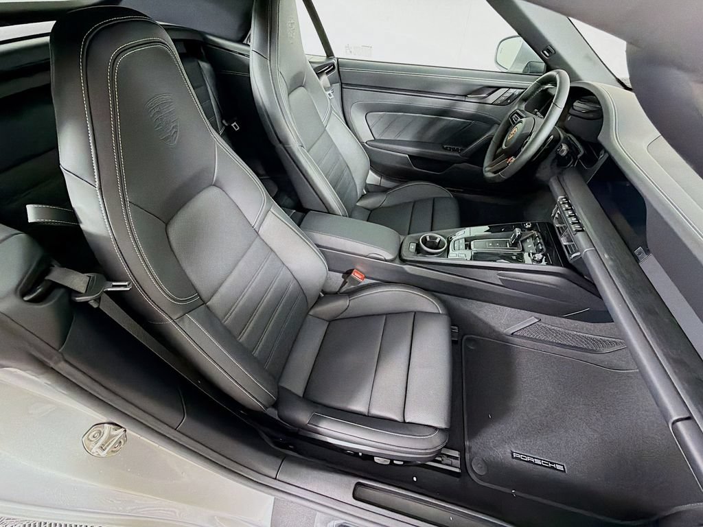 New 2026 Porsche 911 Carrera 4 GTS AWD/4WD image 29
