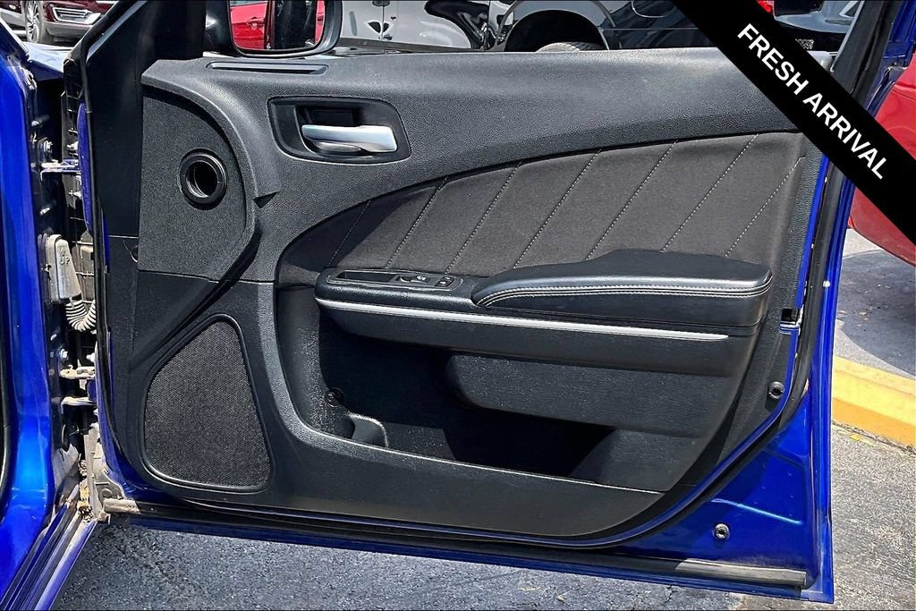 Used 2020 Dodge Charger SXT RWD image 26