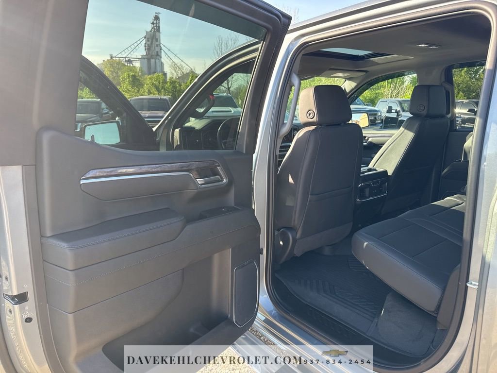 Used 2025 Chevrolet Silverado 1500 LTZ image 20