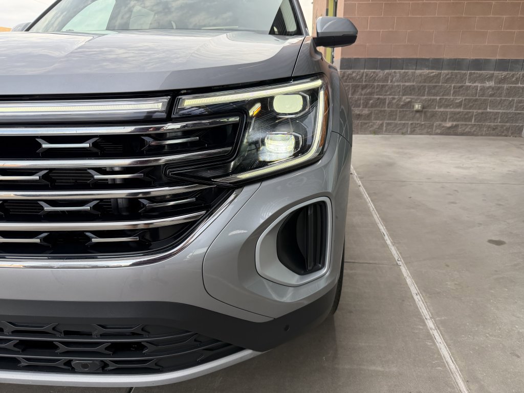 Used 2024 Volkswagen Atlas SEL image 11