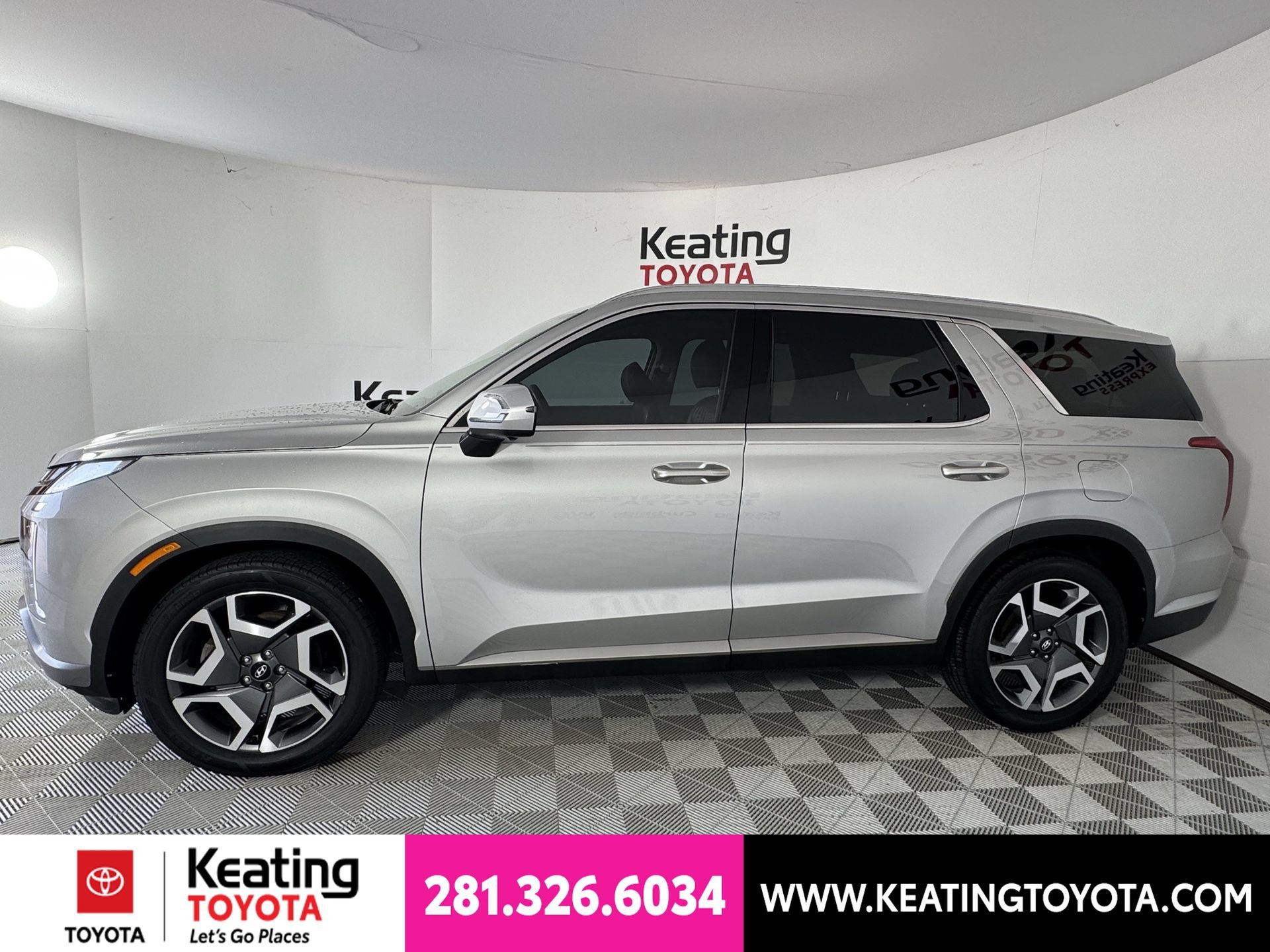 Used 2024 Hyundai Palisade Limited FWD image 8