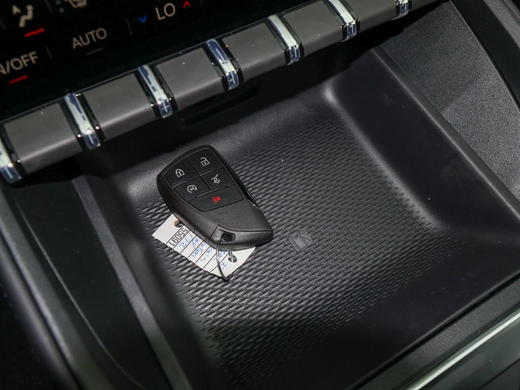New 2027 GMC Terrain Elevation w/ Elevation Premium Package AWD/4WD image 25