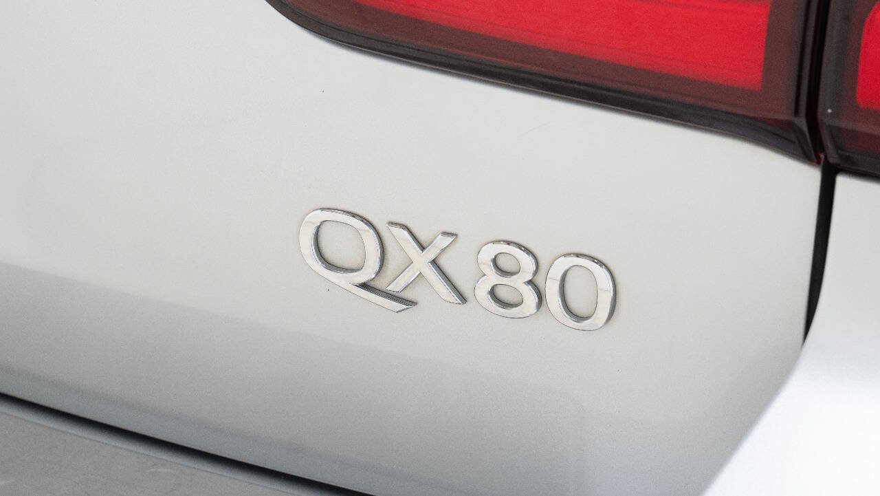 Used 2020 INFINITI QX80 Luxe w/ Proassist Package RWD image 18