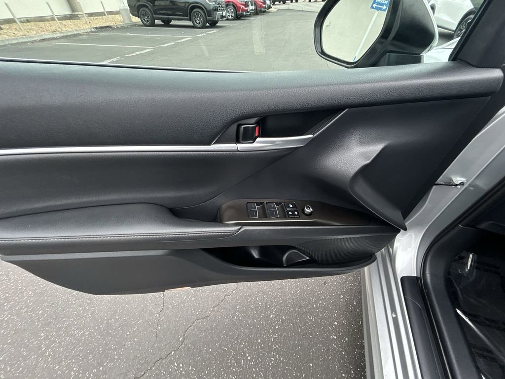Used 2023 Toyota Camry XSE image 13