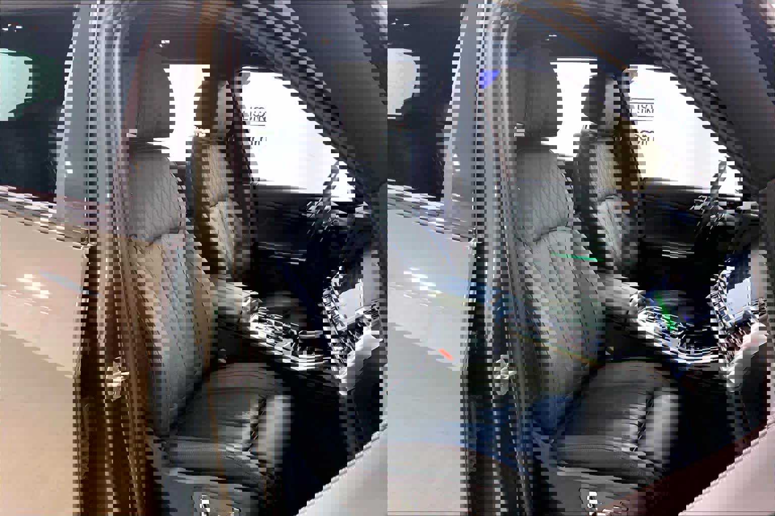 Used 2025 BMW X7 M60i image 8