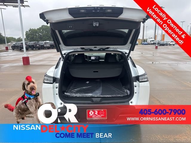 New 2025 Nissan Murano SL w/ Cargo Package AWD/4WD image 16