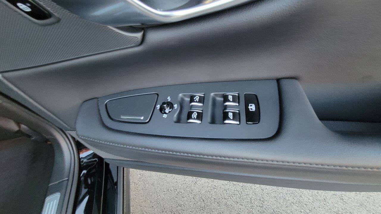 Used 2023 Volvo S90 B6 Plus AWD/4WD image 24