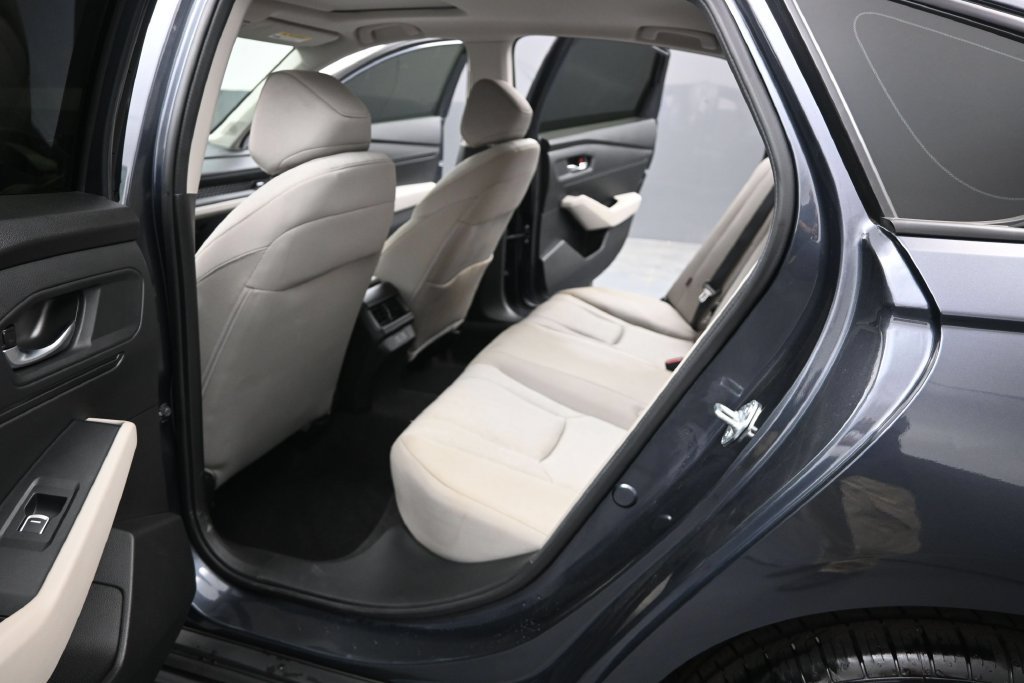 Certified 2025 Honda Accord SE image 15