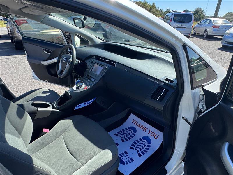 Used 2013 Toyota Prius Prime Plug-In Hybrid image 40