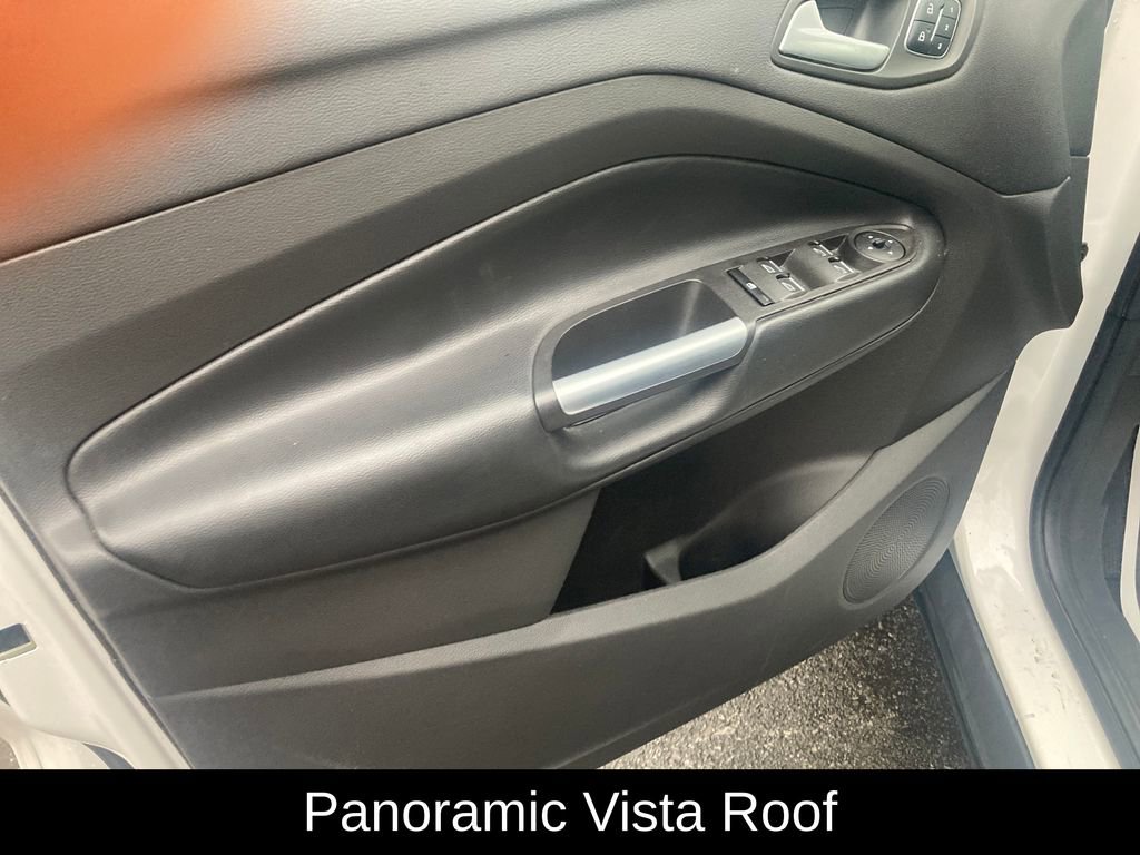 Used 2019 Ford Escape Titanium image 13