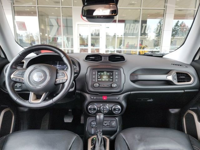 Used 2017 Jeep Renegade Trailhawk image 22
