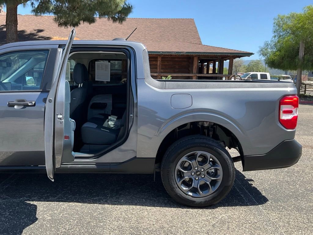 Used 2025 Ford Maverick XLT w/ XLT Luxury Package image 18
