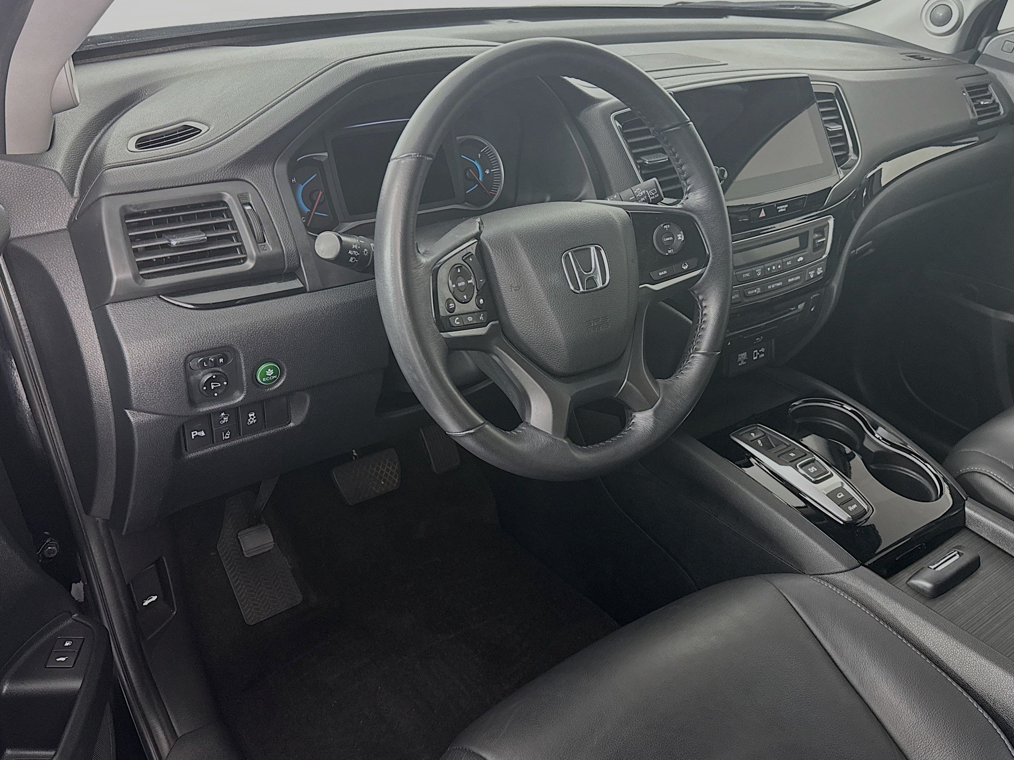 Used 2020 Honda Pilot Touring image 9