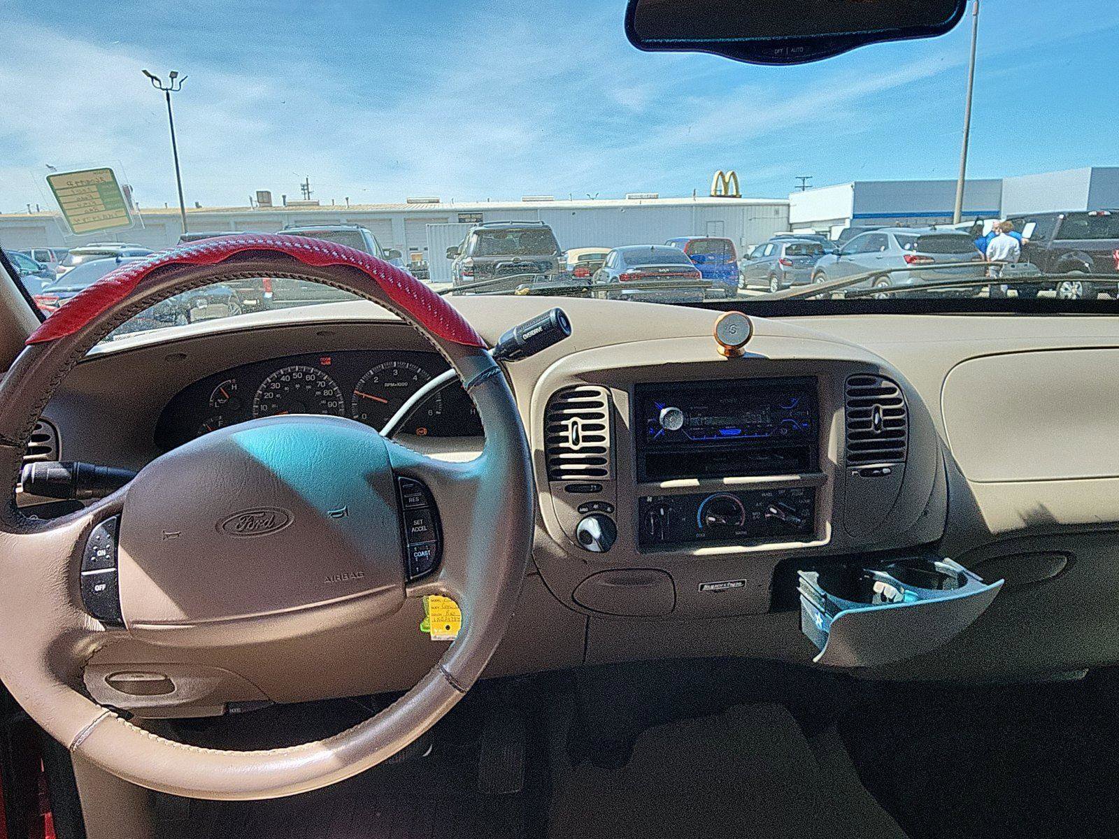 Used 2001 Ford F150 Lariat AWD/4WD image 15