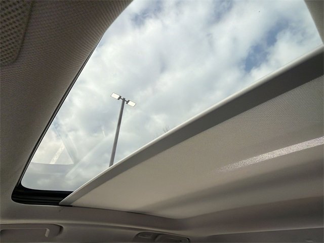 Used 2024 Volvo S60 B5 Plus image 24