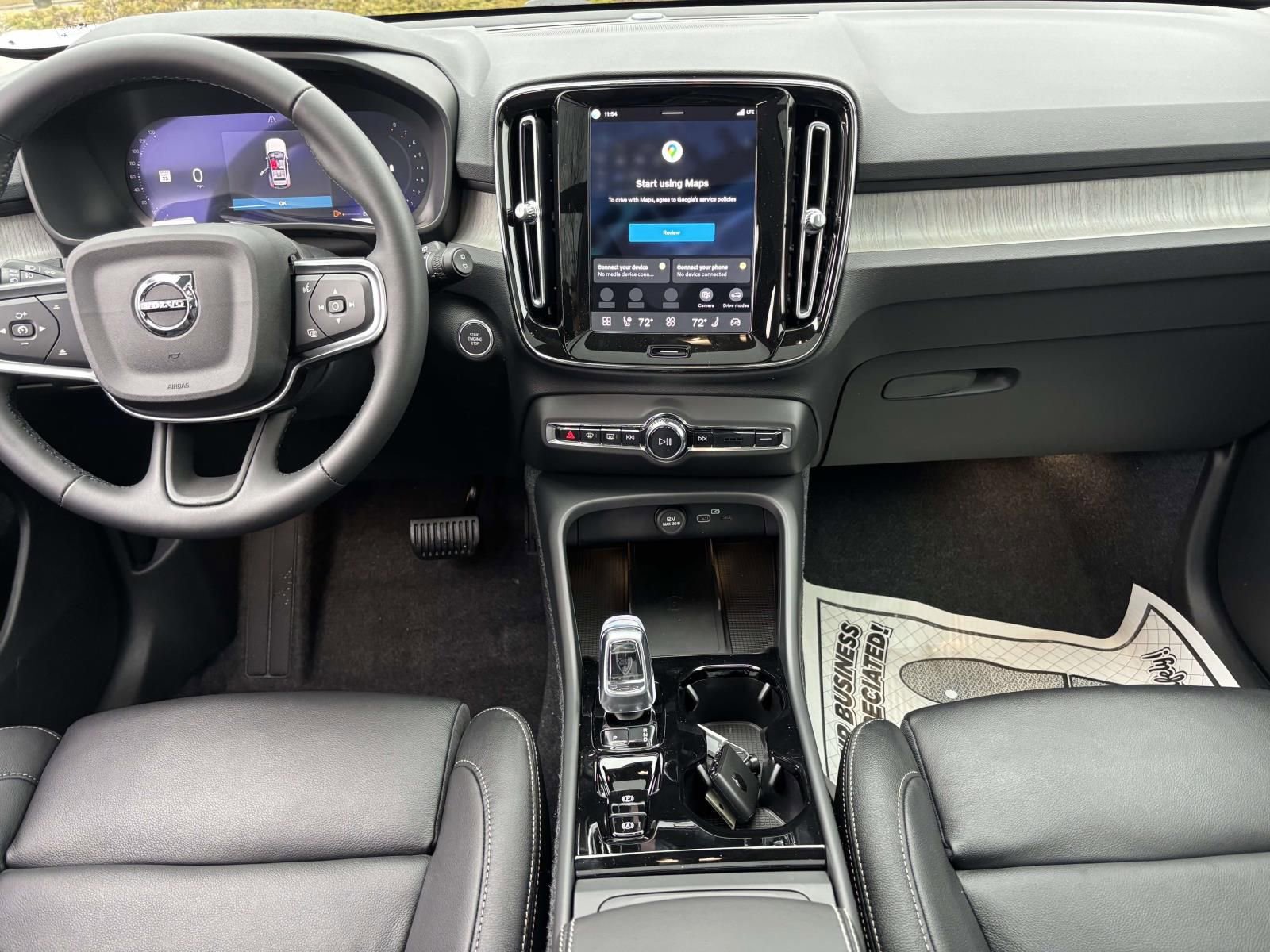 New 2026 Volvo XC40 B5 Plus w/ Protection Package Premier AWD/4WD image 29