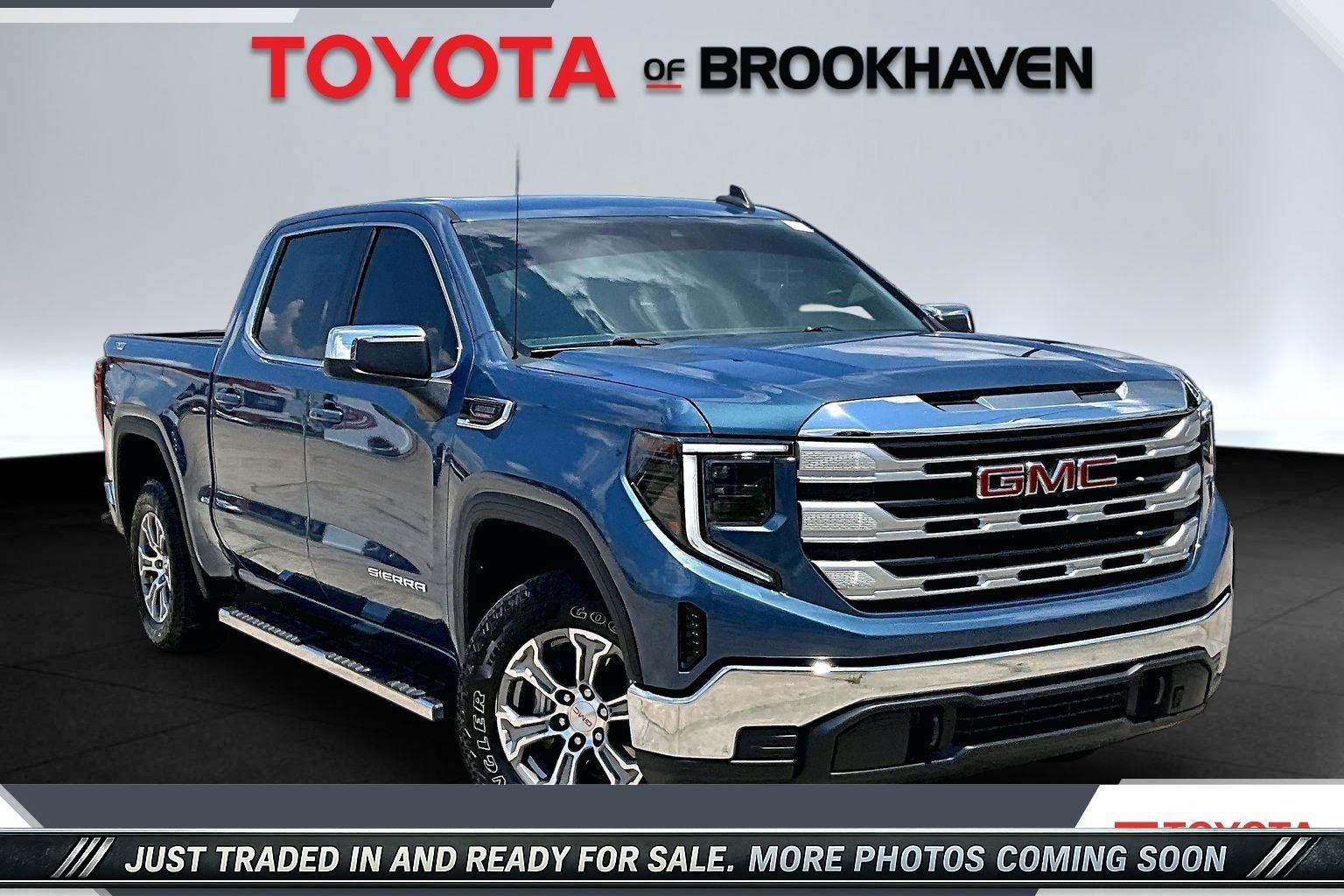 Used 2024 GMC Sierra 1500 SLE w/ X31 Off-Road Package AWD/4WD image 1